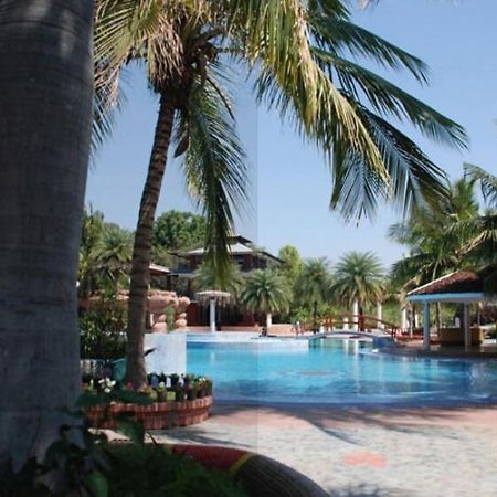 Pragati Resorts Kundakal Exterior photo